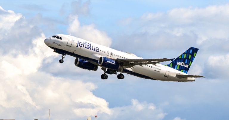 240919-jetblue-ew-212p-a2c207.jpg