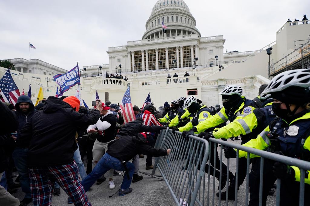 Capitol_Riot_Remembrance_22798_82907d-1.jpg