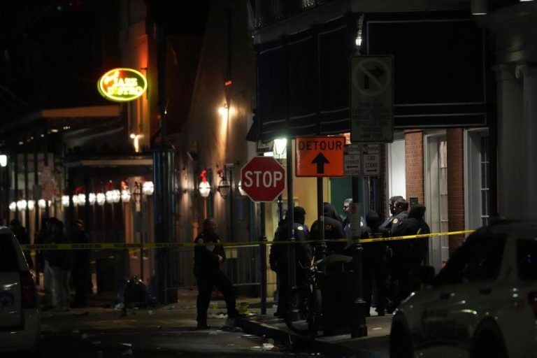 New_Orleans_Car_Into_Crowd_54231.jpg