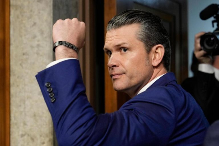 Trump_Cabinet_Hegseth_45254_43145c.jpg