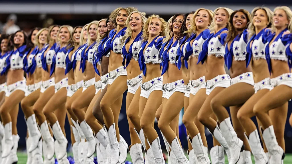 cowboys-cheerleaders-.jpg