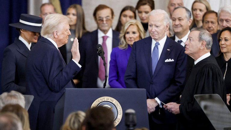 inauguration-donald-trump-oath.jpg