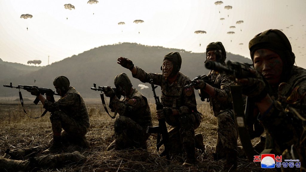 north-korea-soldiers.jpg