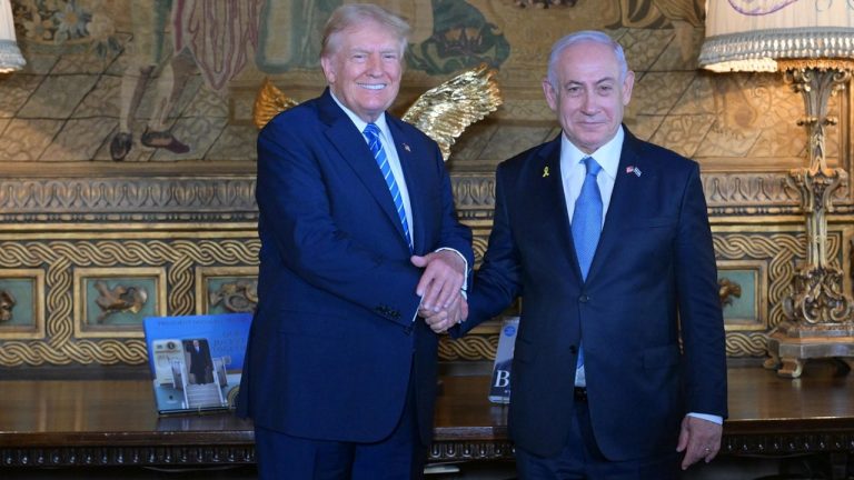 Donald-Trump-Benjamin-Netanyahu-Mar-a-Lago_06.jpg