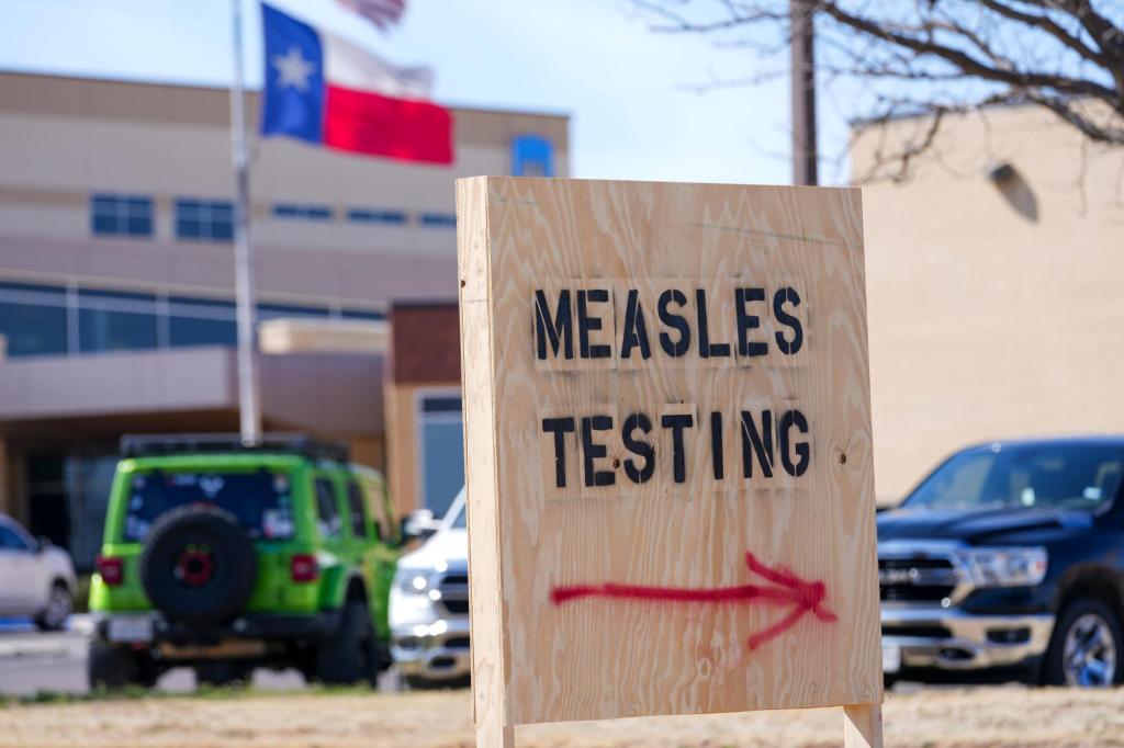 Measles-Global_40075.jpg