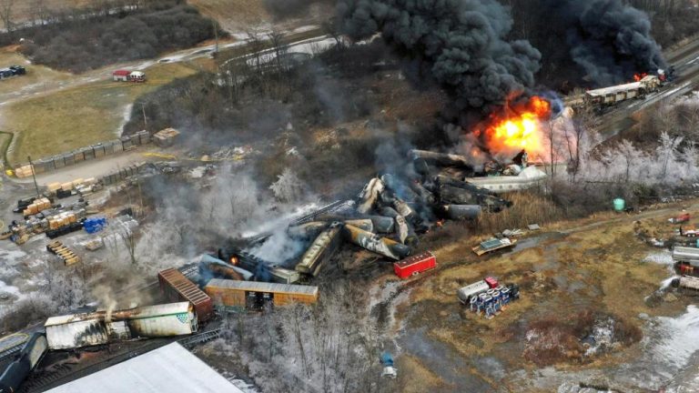 Train_Derailment_Ohio_14743.jpg