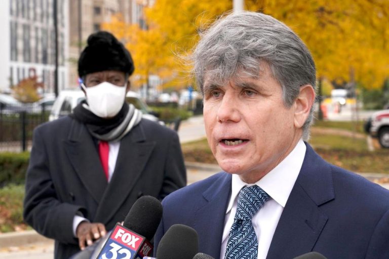 Trump_Pardons_Blagojevich_45966.jpg