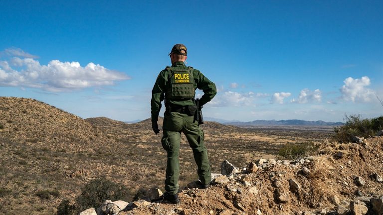 border-patrol-agent.jpg