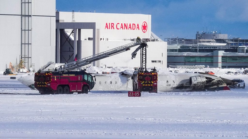 delta-plane-crash-canada_02.jpg