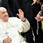 pope-francis-world-leaders-celebrities_25.jpg