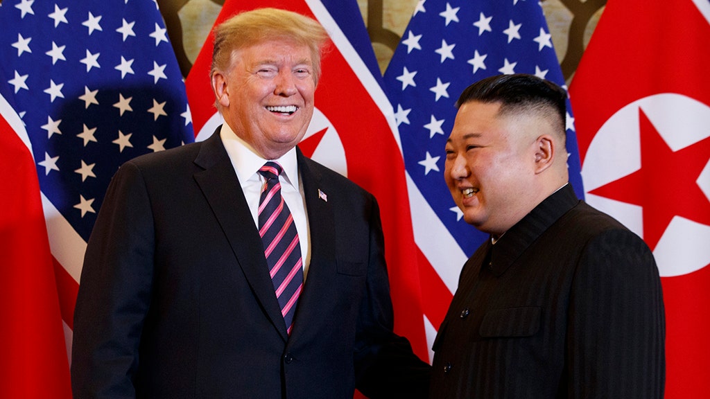 trump-kim-2-AP.jpg