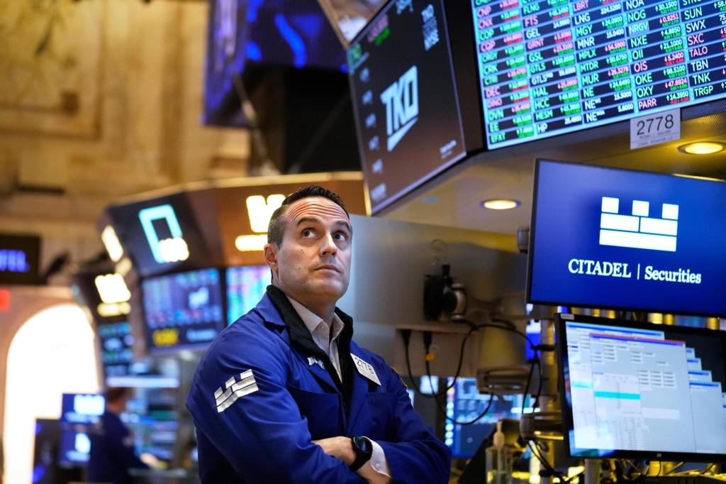 Financial_Markets_Wall_Street_11655_284edb.jpg