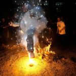 Iranian_New_Year_Fire_Festival_05347_c3f21d.jpg