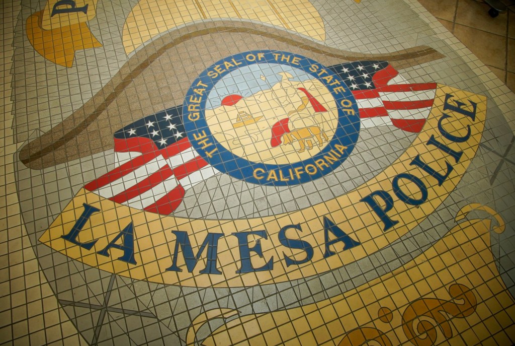 SUT-L-ICON-La-Mesa-police-at007.jpg