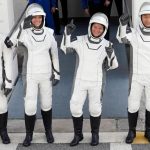 SpaceX_Stuck_Astronauts_72352.jpg