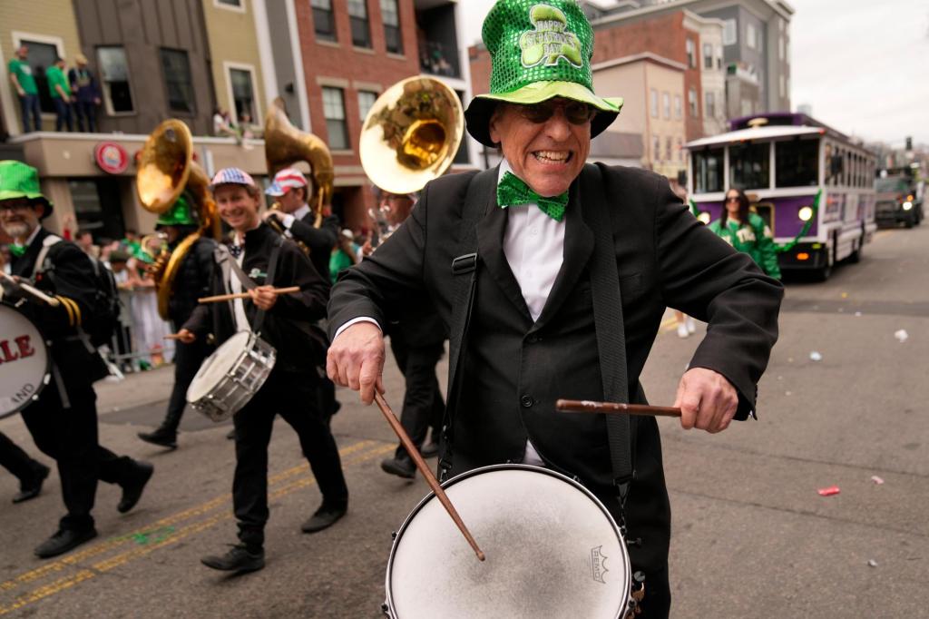 St._Patricks_Day_Parade_20107_2e8c5d.jpg