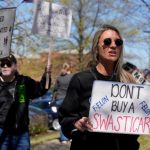 Tesla_Protest_Tennessee_95863.jpg