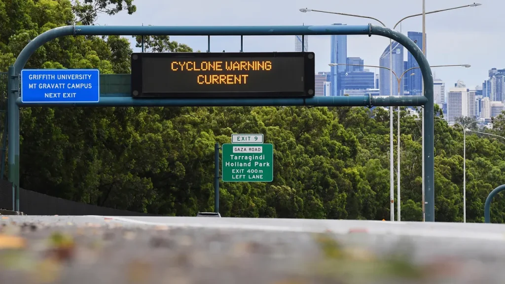 cyclone-alfred-australia.jpg