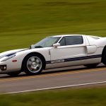 ford-gt-2004.jpg